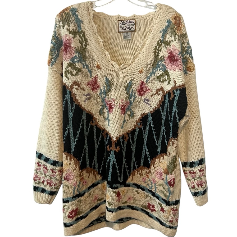 Heirloom Collectibles Women's Vintage Floral Print Oversized‎ Sweater in Size M